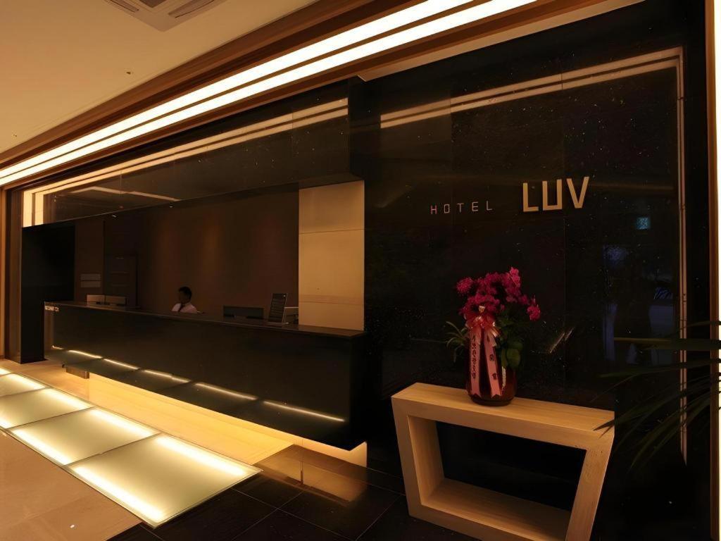 Business Design Hotel Luv Інчхон Екстер'єр фото
