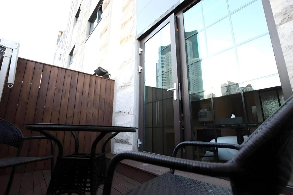 Business Design Hotel Luv Інчхон Екстер'єр фото