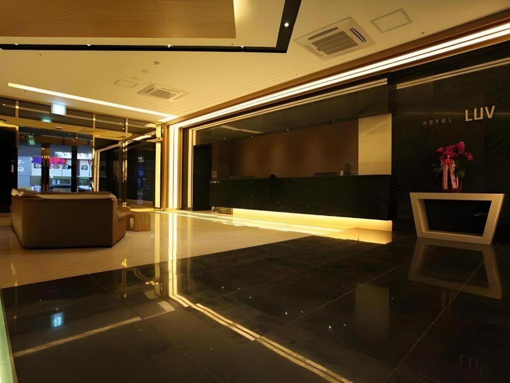 Business Design Hotel Luv Інчхон Екстер'єр фото